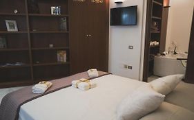 Dream House 2F